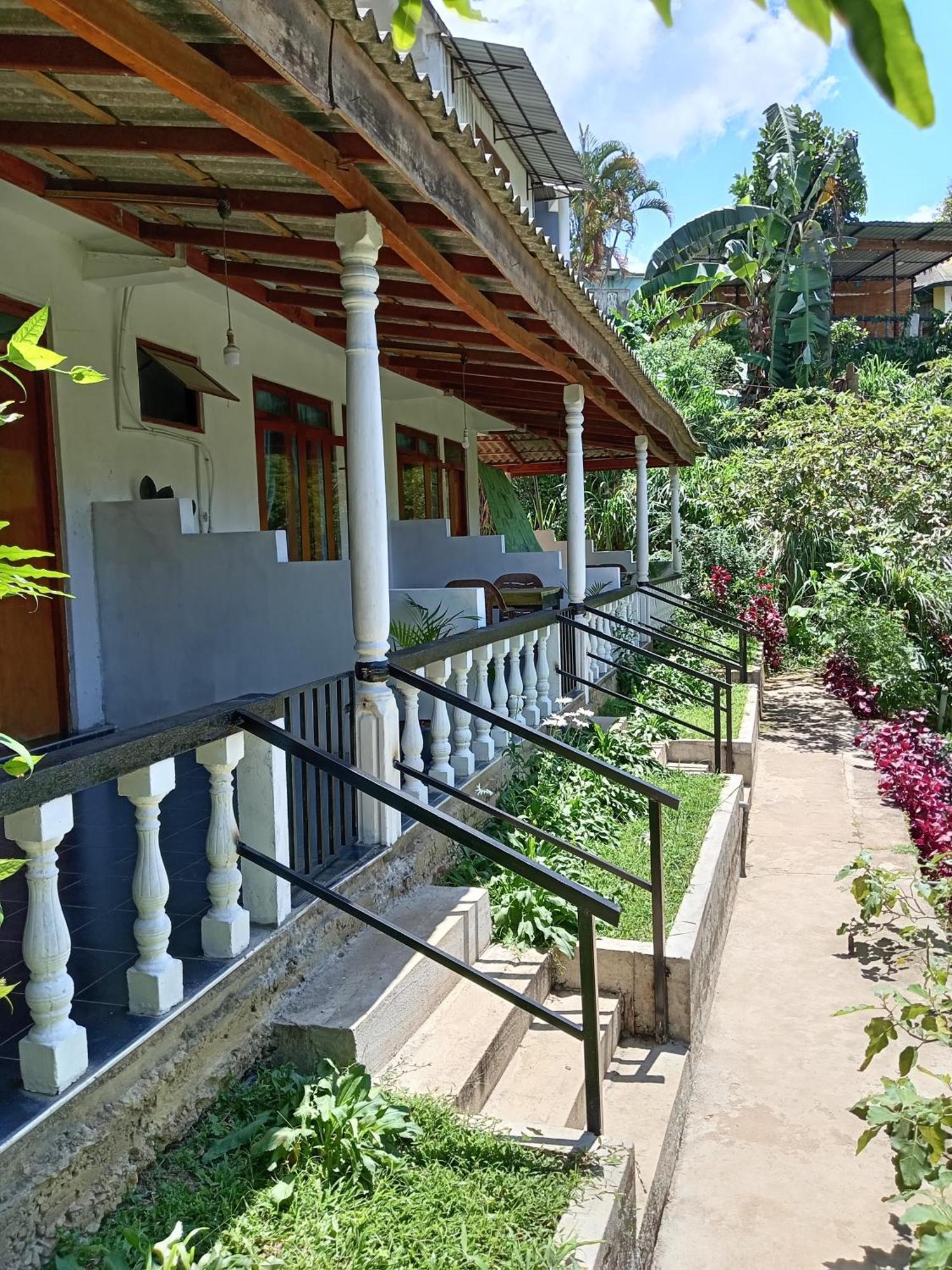 Soorya Inn Ella Exterior foto
